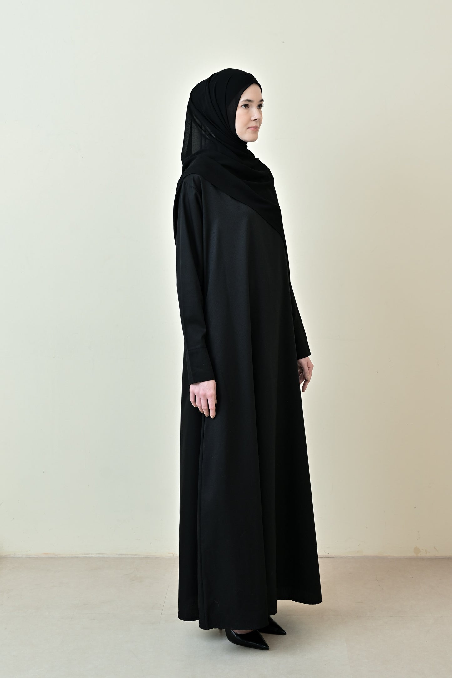 Clover Flowy Maxi Dress - Black