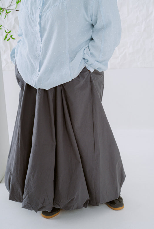 KŌDE The Noya Skirt - Charcoal