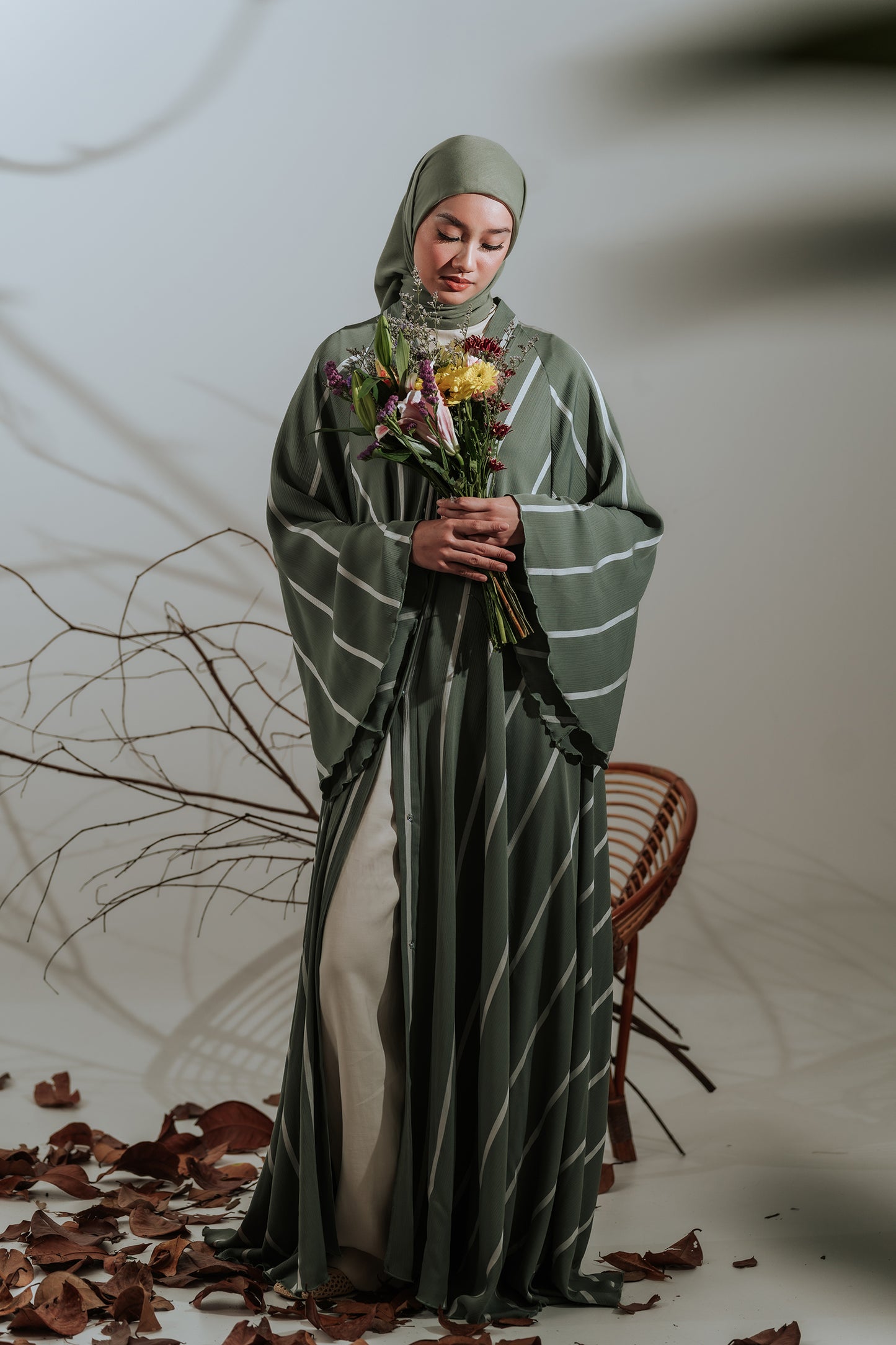 Verdin - Drape Abaya