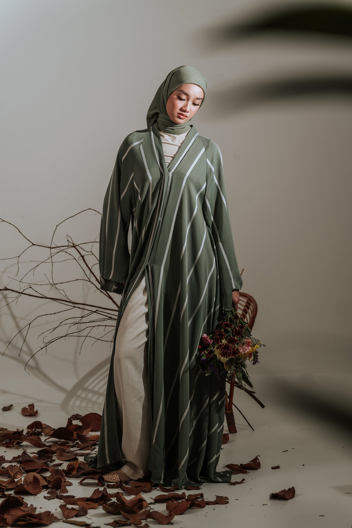 Verdin - Drape Abaya
