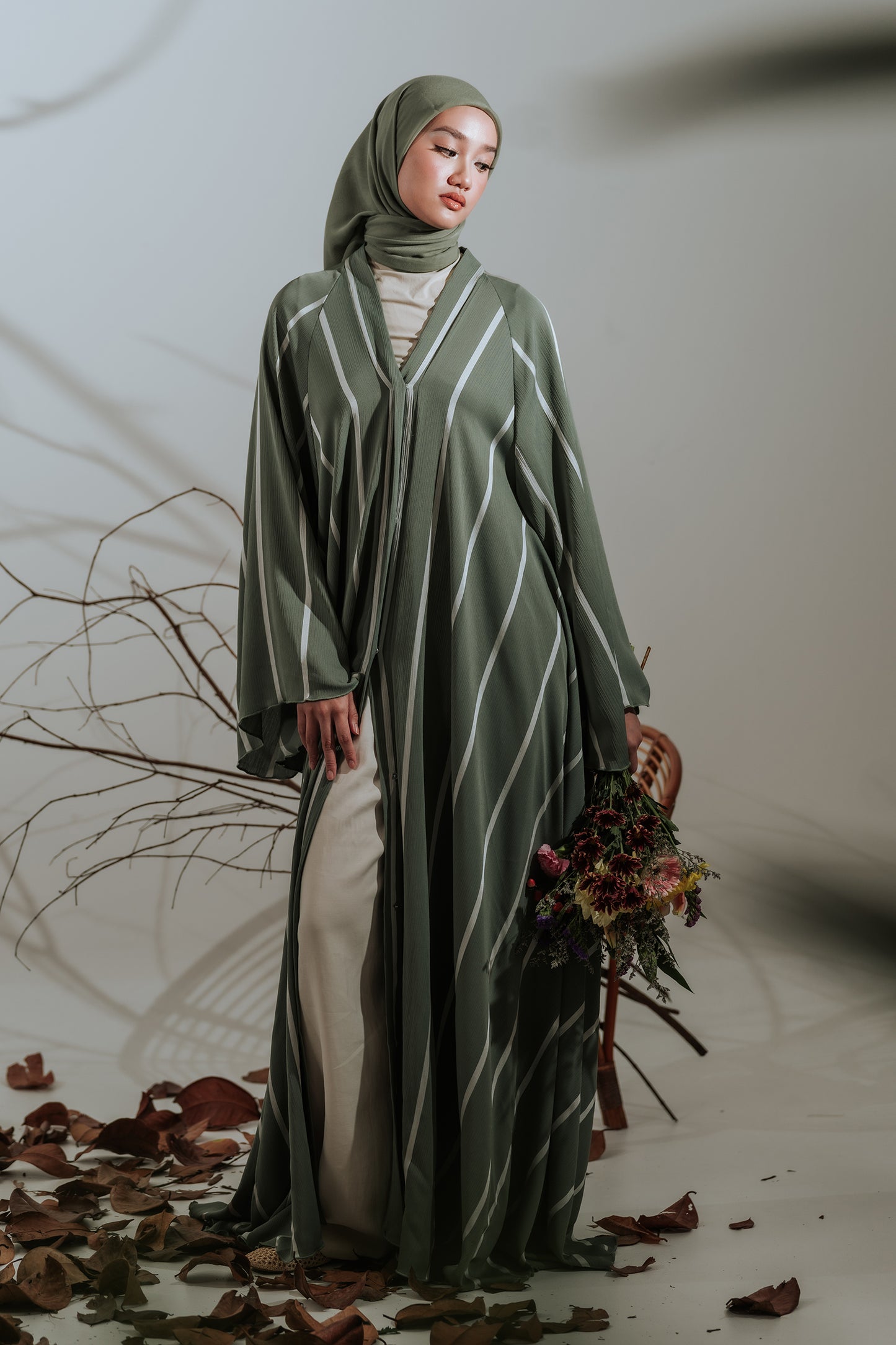 Verdin - Drape Abaya