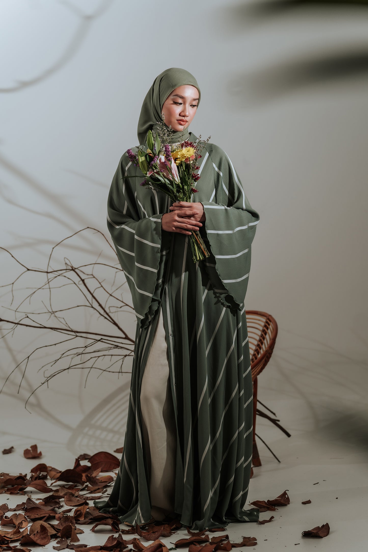 Verdin - Drape Abaya