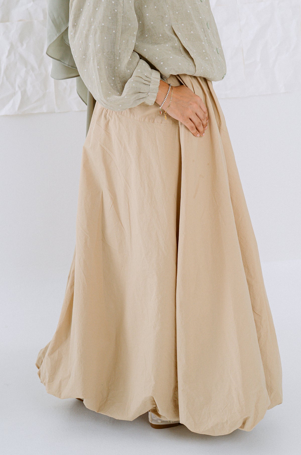 KŌDE The Noya Skirt - Sand